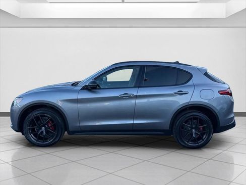 Used 2019 Alfa Romeo Stelvio AWD w/ Nero Edizione image 3