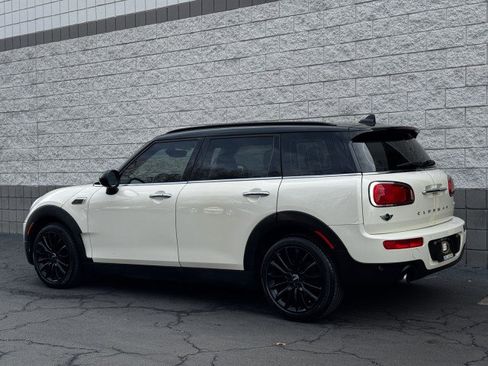 Used 2018 MINI Cooper Clubman image 2