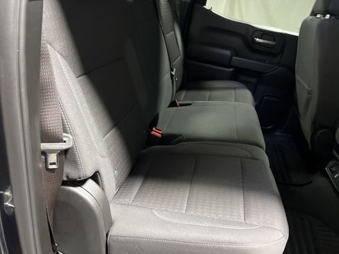 Used 2023 Chevrolet Silverado 1500 Custom image 14