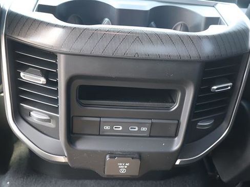 New 2026 RAM 1500 4x4 Crew Cab image 14