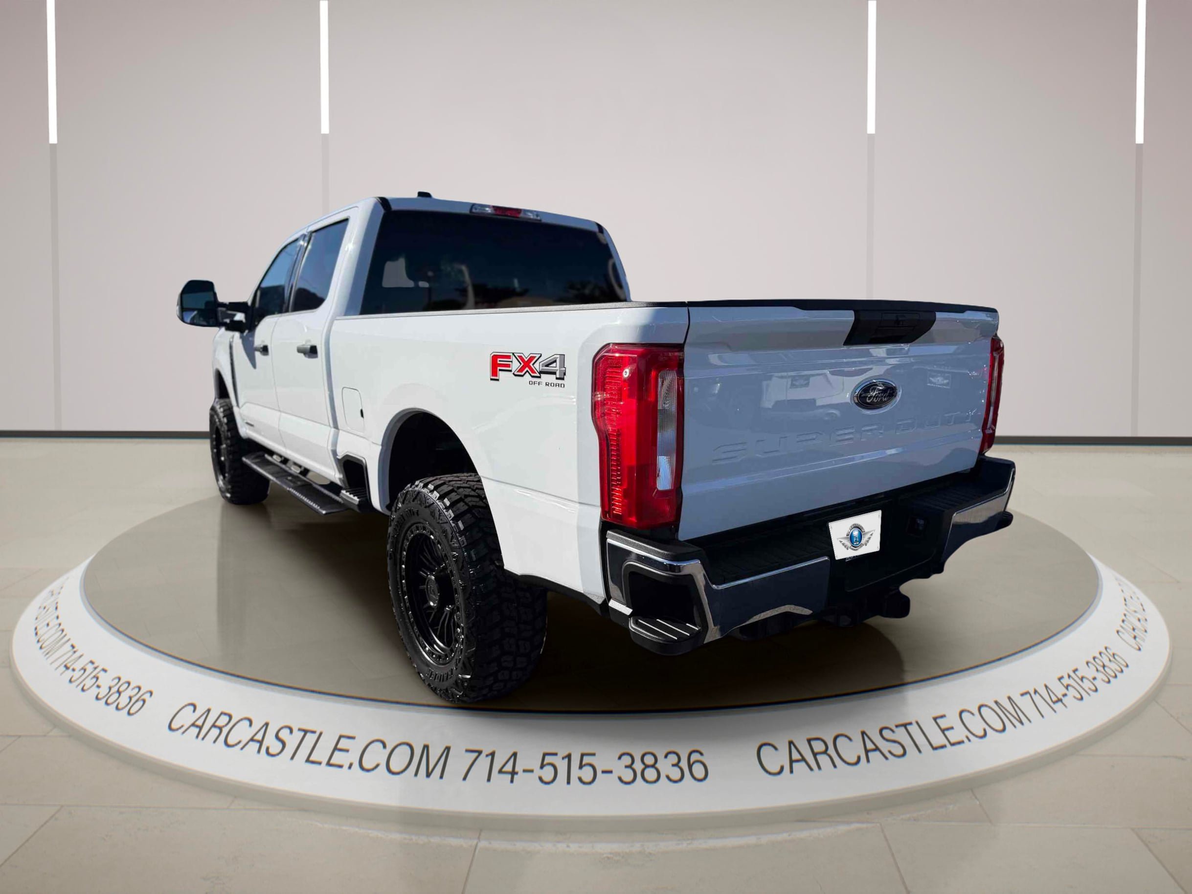 Used 2025 Ford F250 XLT w/ FX4 Off-Road Package AWD/4WD image 3
