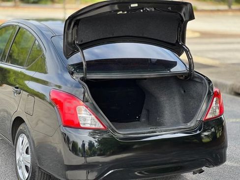 Used 2019 Nissan Versa S FWD image 35