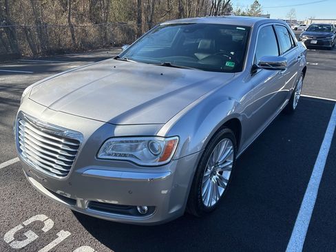 Used 2011 Chrysler 300 C w/ Sound Group image 4