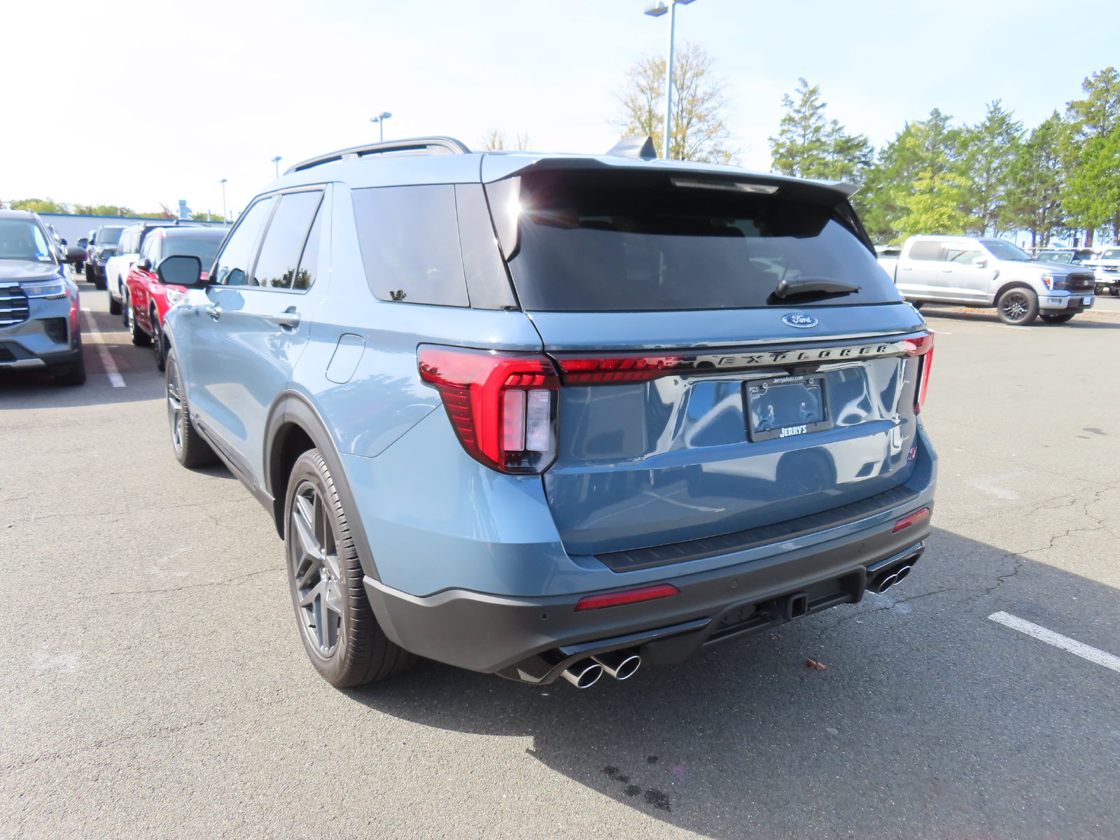 Used 2026 Ford Explorer ST w/ Sun And Sound Package AWD/4WD image 7