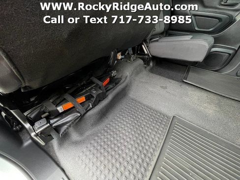 Used 2022 Nissan Titan S w/ S Utility Package image 23