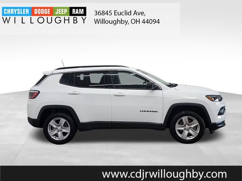 Used 2022 Jeep Compass Latitude w/ Convenience Group image 4