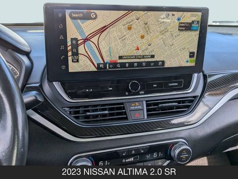 Used 2023 Nissan Altima 2.0 SR FWD image 27