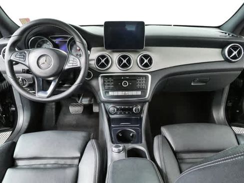 Used 2018 Mercedes-Benz CLA 250 4MATIC image 16