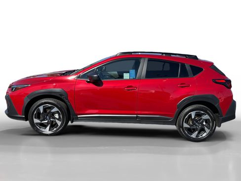 Used 2024 Subaru Crosstrek 2.5i Limited image 2