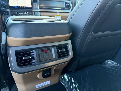 New 2026 Ford F350 Lariat w/ Lariat Premium Package image 23