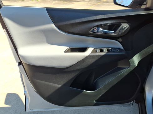 Used 2022 Chevrolet Equinox LS w/ LPO, Floor Liner Package image 14