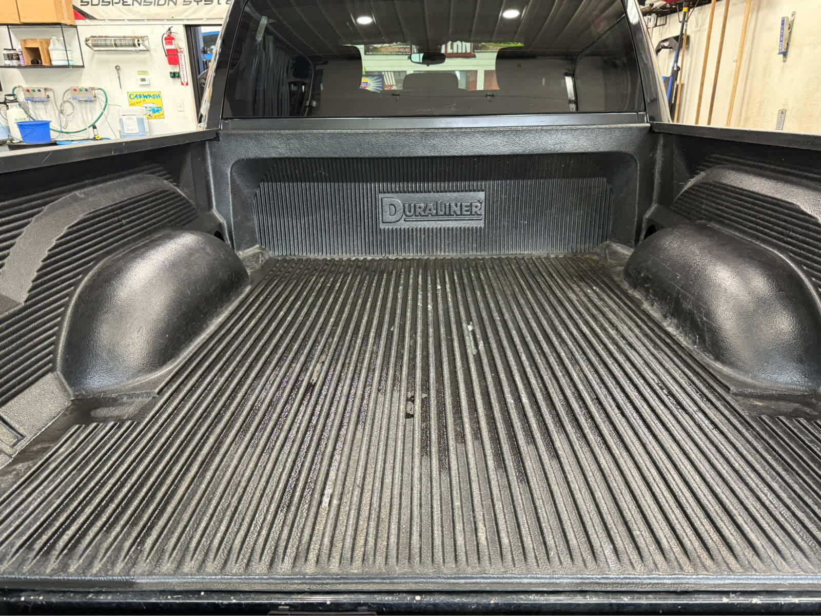 Used 2023 RAM 1500 Classic SLT AWD/4WD image 29
