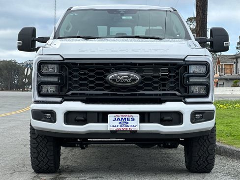 New 2026 Ford F250 XLT w/ XLT Premium Package AWD/4WD image 15