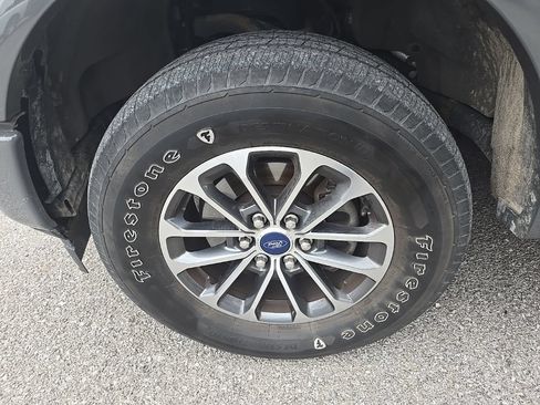Used 2020 Ford F150 XLT w/ Equipment Group 302A Luxury AWD/4WD image 11