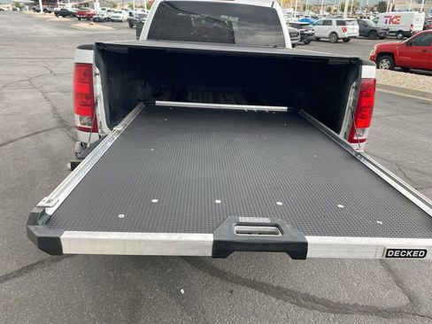 Used 2013 GMC Sierra 3500 SLT image 28