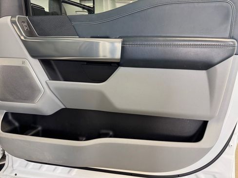 Used 2023 Ford F450 Limited w/ FX4 Off-Road Package image 29