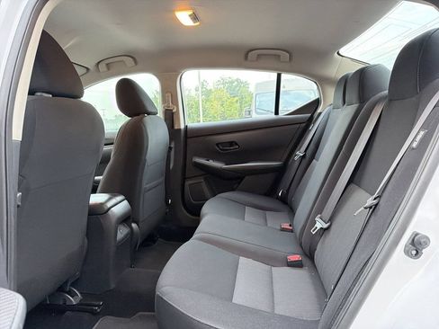 Used 2025 Nissan Sentra SV FWD image 13