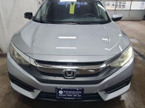 Used 2016 Honda Civic EX image 4