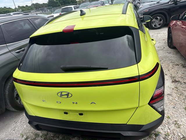 Used 2024 Hyundai Kona SEL FWD image 8