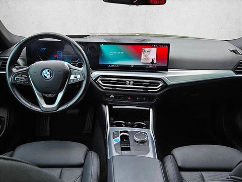 Used 2023 BMW i4 eDrive35 w/ Premium Package RWD image 17
