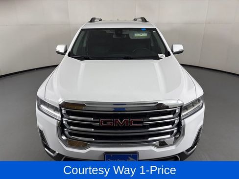 Used 2023 GMC Acadia SLT FWD image 4