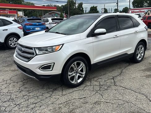 Used 2017 Ford Edge Titanium w/ Equipment Group 301A FWD image 5