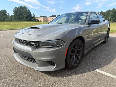 Used 2023 Dodge Charger R/T w/ Blacktop Package RWD image 3