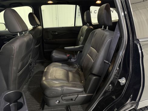 Used 2021 Honda Pilot Black Edition image 11