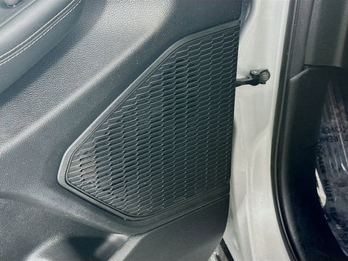 Certified 2024 Jeep Grand Cherokee L Limited w/ Luxury Tech Group II image 30