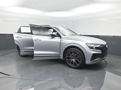 Used 2021 Audi Q8 Premium Plus AWD/4WD image 33