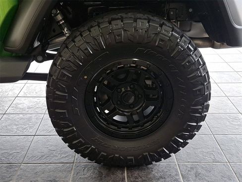 New 2025 Jeep Gladiator Sport image 5