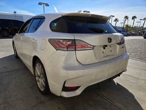 Used 2015 Lexus CT 200h image 3