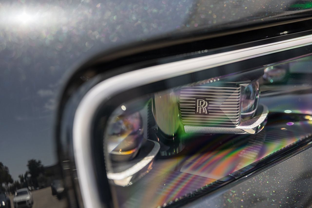 New 2027 Rolls-Royce Cullinan Black Badge AWD/4WD image 3