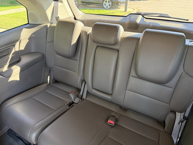 Used 2012 Honda Odyssey Touring Elite image 10