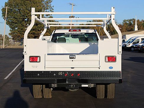 Used 2024 Chevrolet Silverado 3500 W/T w/ Snow Plow Prep Package image 15