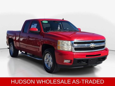 Used 2011 Chevrolet Silverado 1500 LTZ w/ LTZ Plus Package image 2