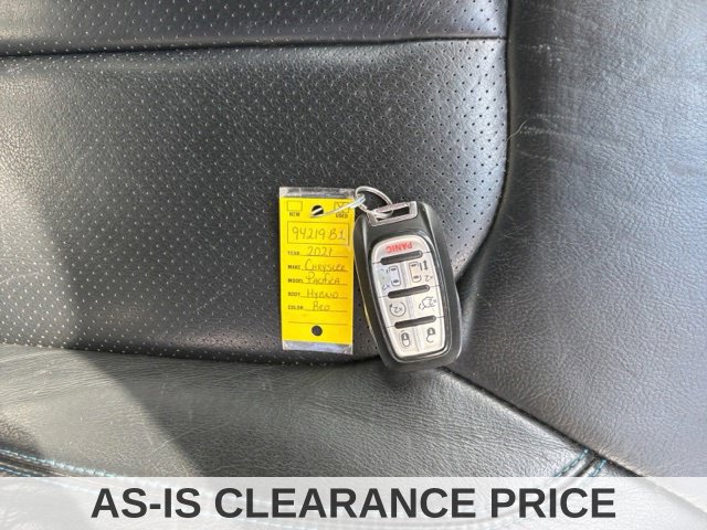 Used 2021 Chrysler Pacifica Touring-L FWD image 17