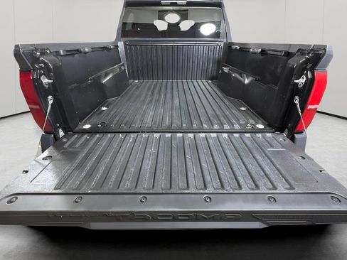 Used 2024 Toyota Tacoma SR5 RWD image 29