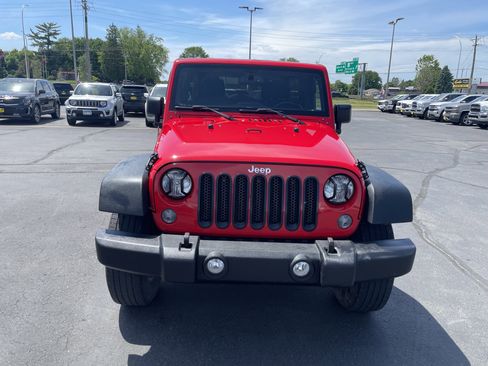 Used 2016 Jeep Wrangler Unlimited Sport w/ Quick Order Package 24S AWD/4WD image 3