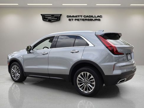 Certified 2025 Cadillac XT4 Premium Luxury image 3