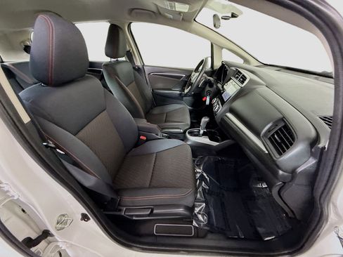 Used 2018 Honda Fit Sport image 28