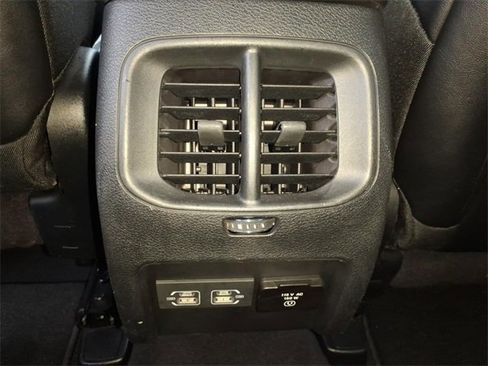 Certified 2022 Jeep Cherokee Latitude Lux image 25