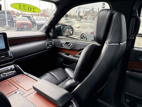 Used 2021 Lincoln Navigator L Reserve image 22