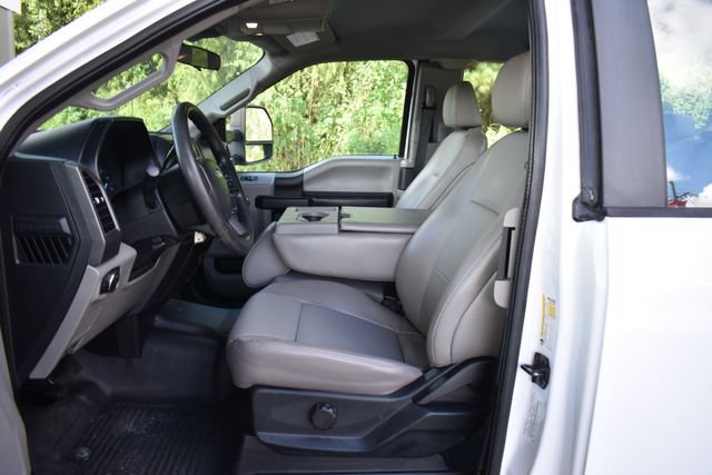 Used 2020 Ford F250 XL w/ Power Equipment Group RWD image 19