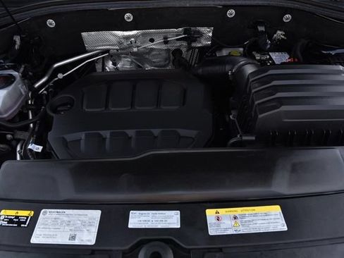 Certified 2024 Volkswagen Atlas Cross Sport SE AWD/4WD image 24