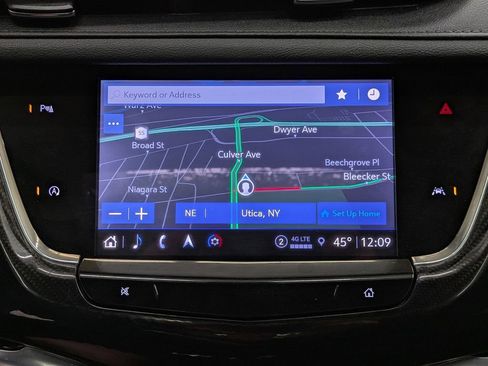 Used 2024 Cadillac XT6 Sport AWD/4WD image 13