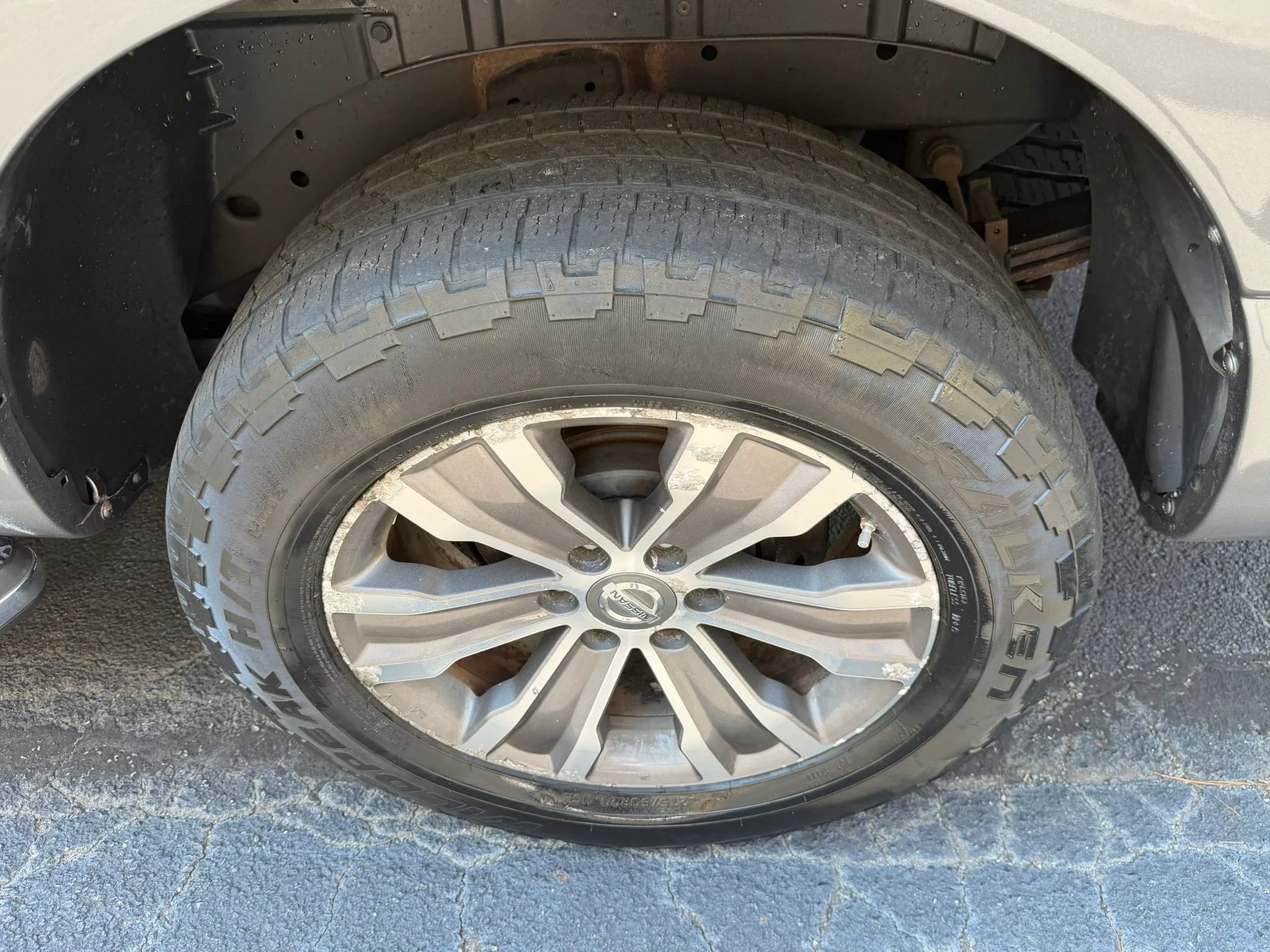 Used 2017 Nissan Titan SL AWD/4WD image 33