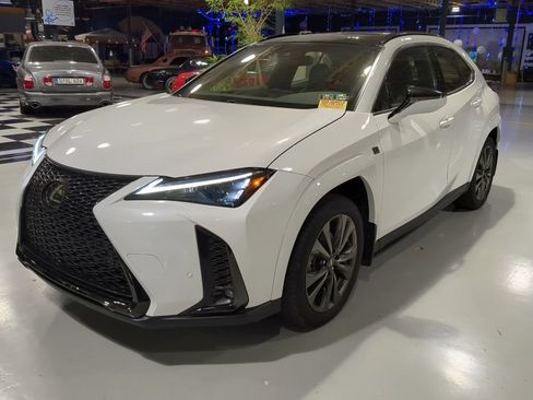 Used 2023 Lexus UX 250h F Sport AWD/4WD image 1
