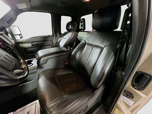 Used 2014 Ford F250 Lariat w/ Chrome Package image 20