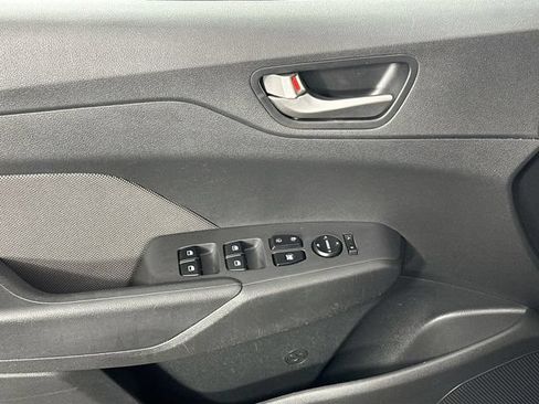 Used 2022 Hyundai Accent Limited w/ Cargo Package FWD image 24